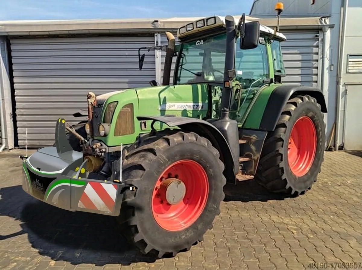 Traktor med en TractorBumper
