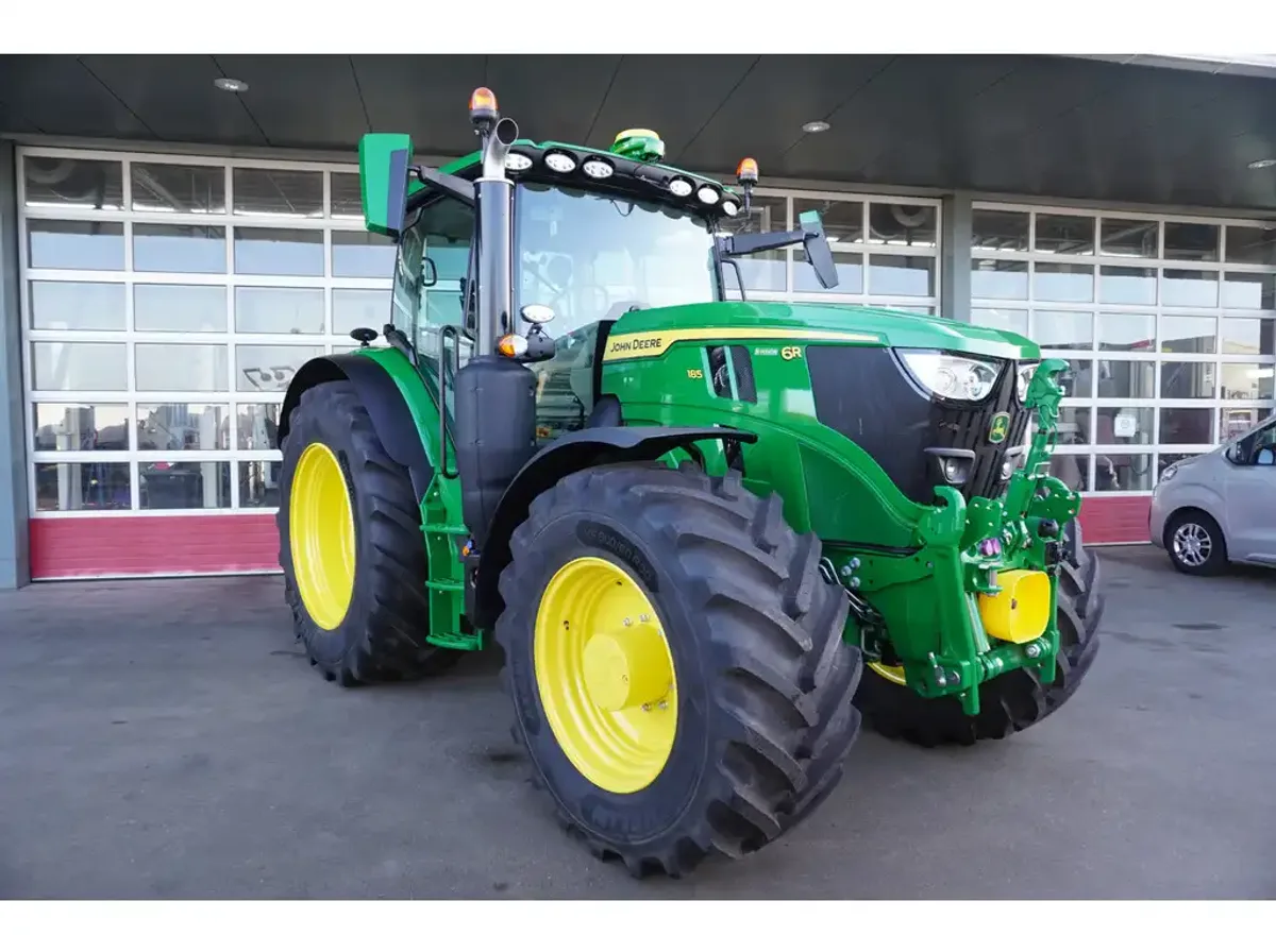 Traktor uten støtfanger