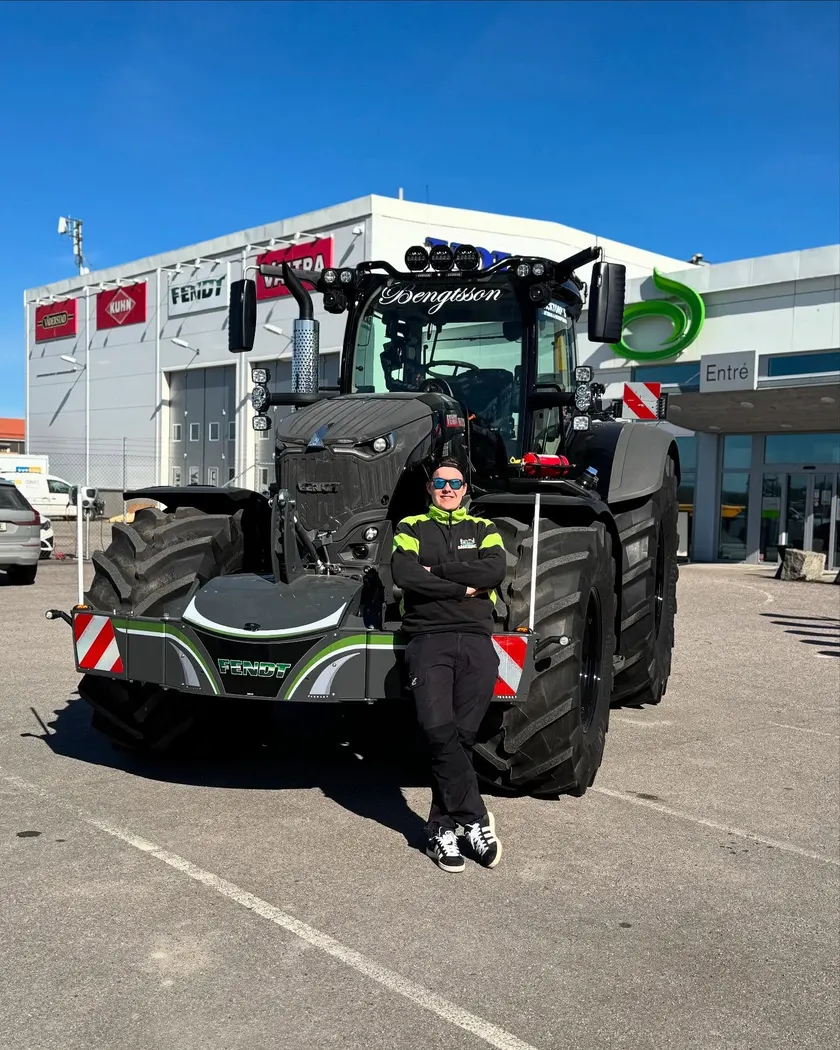 Fendt front bumper