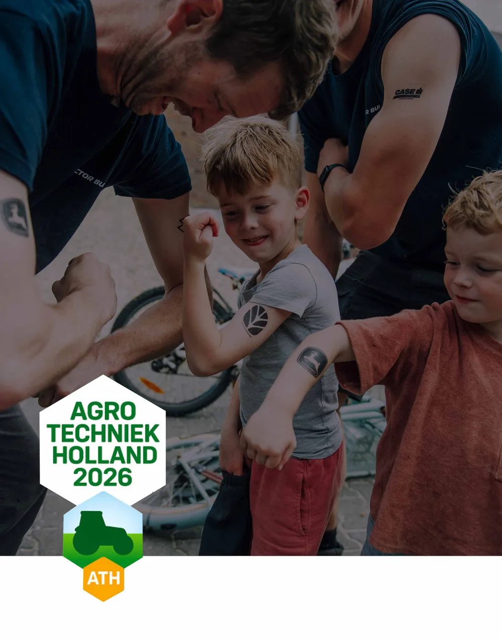 Traktor-tatoveringsdesign fra TractorBumper