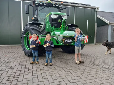Customer tractor with a TractorBumper